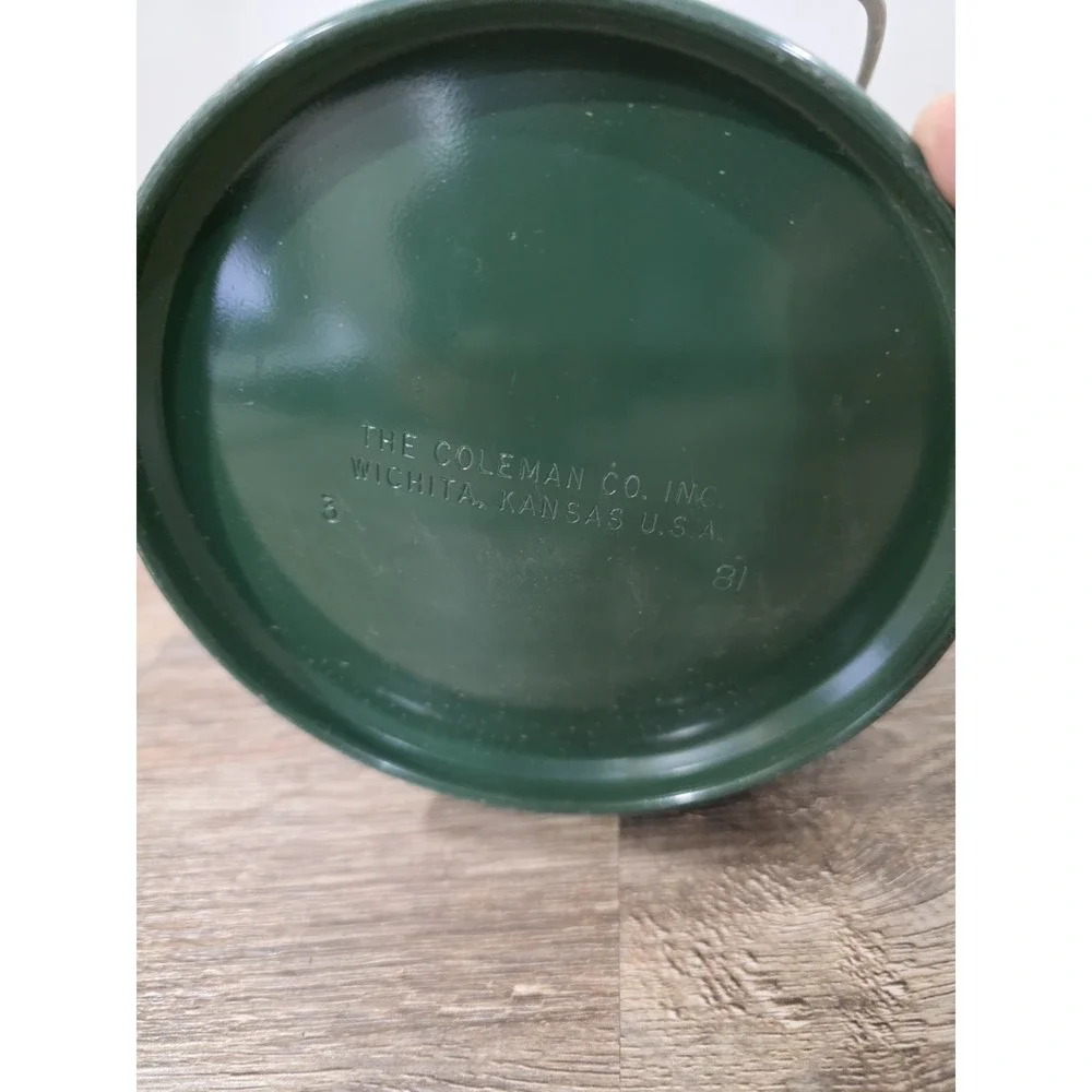 Vintage Coleman Lantern Model 220K Green 2-Mantle 1981 Great Condition Used